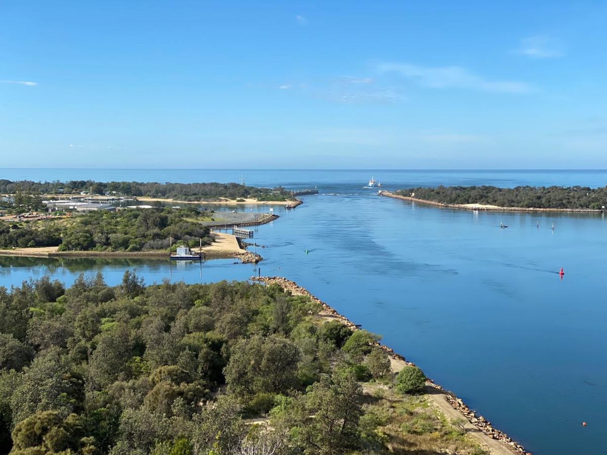 Coastal Waters Motor Inn Lakes Entrance Exteriör bild