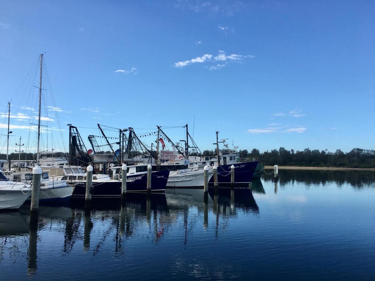 Coastal Waters Motor Inn Lakes Entrance Exteriör bild